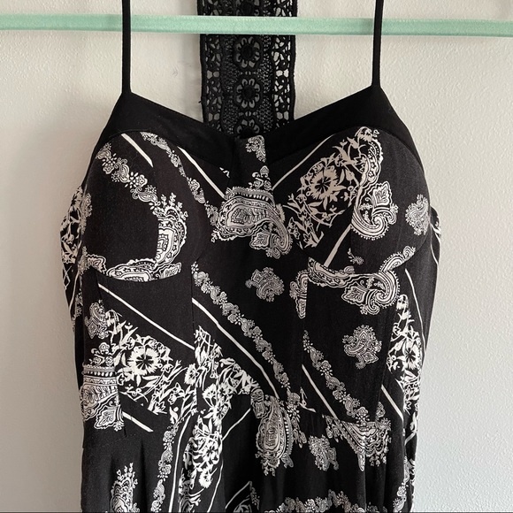 Band of Gypsies Black & White Asymmetrical Handkerchief Hem Dress Size Medium - Picture 3 of 12